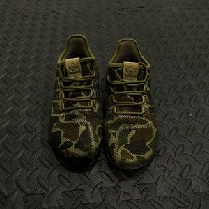 Adidas Tubular (Shadow Camo)